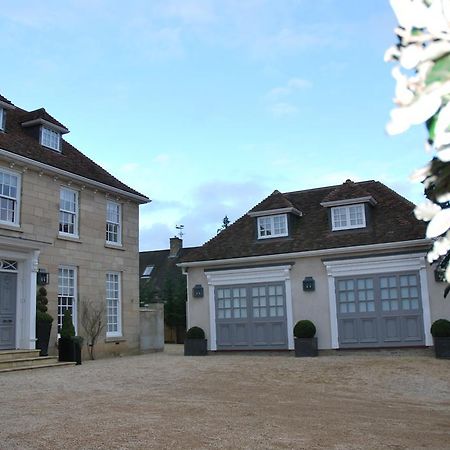 Montpellier House Bed & Breakfast Newport Pagnell Exterior photo