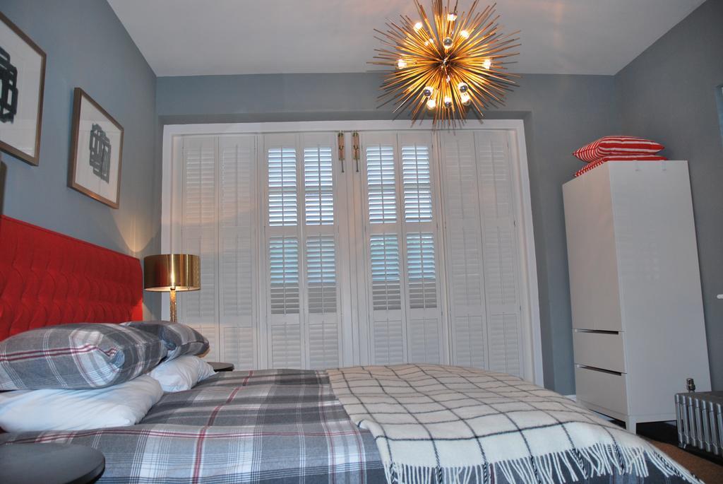 Montpellier House Bed & Breakfast Newport Pagnell Exterior photo