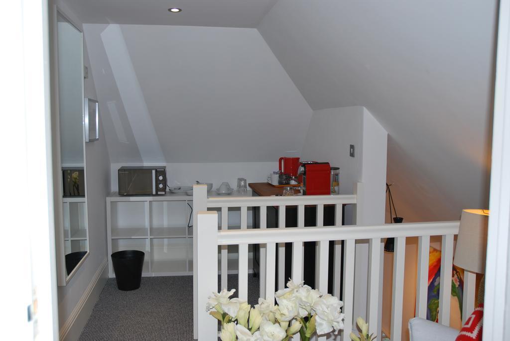Montpellier House Bed & Breakfast Newport Pagnell Exterior photo